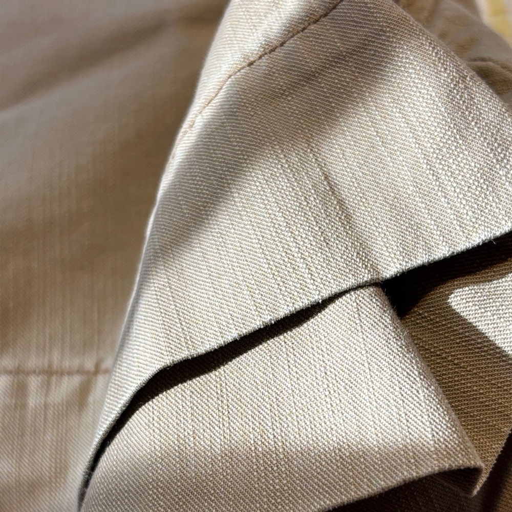 Levi's Women's Tan Cargo Shorts - Picture 12 of 12